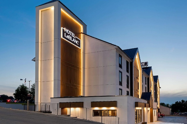 Gallery - Hotel Leblanc, Bw Signature Collection