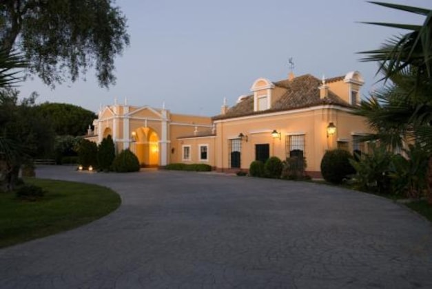 Gallery - Hotel Hacienda Montenmedio