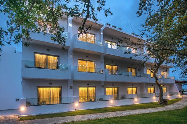 Gallery - South Coast Hotel