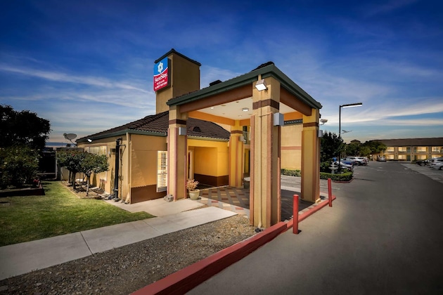 Gallery - Surestay Plus Hotel By Best Western San Jose Central City