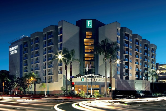 Gallery - Embassy Suites By Hilton Lax North Hotel