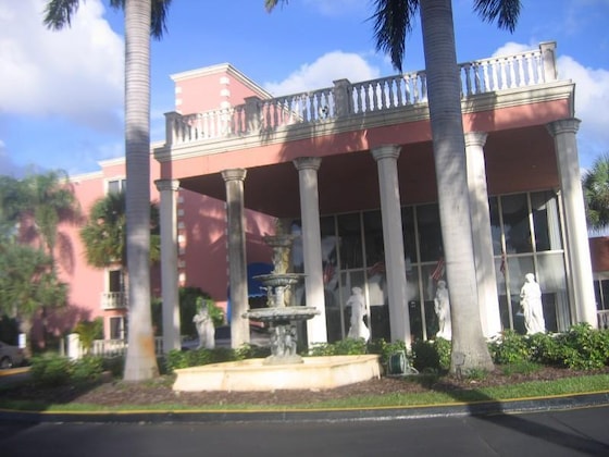 Gallery - Miami Gardens Inn & Suites