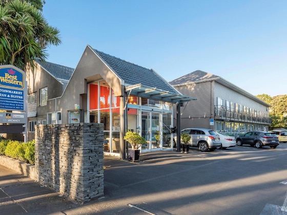 Gallery - Best Western Newmarket Inn & Suites