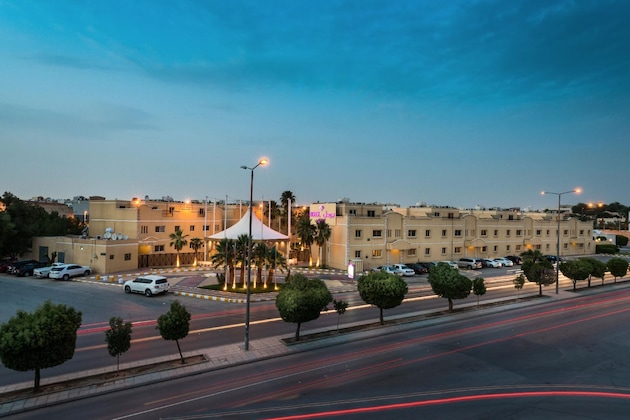 Gallery - Boudl Al Malaz