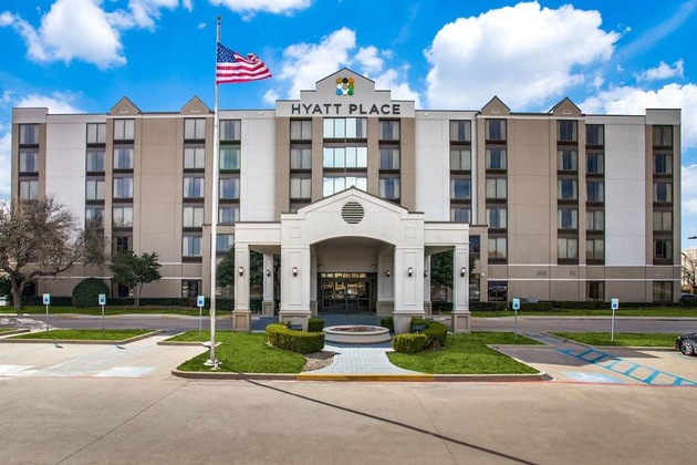 Gallery - Hyatt Place Fort Worth Cityview