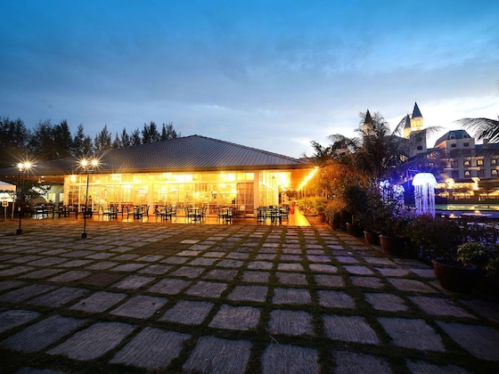Gallery - Bella Vista Waterfront Resort