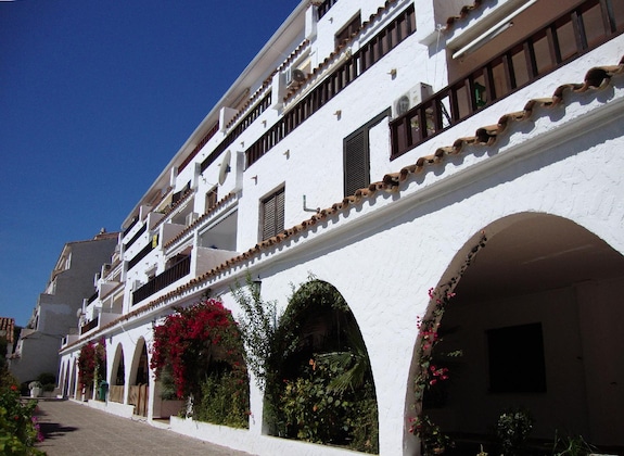 Gallery - Arcos De Las Fuentes 3000