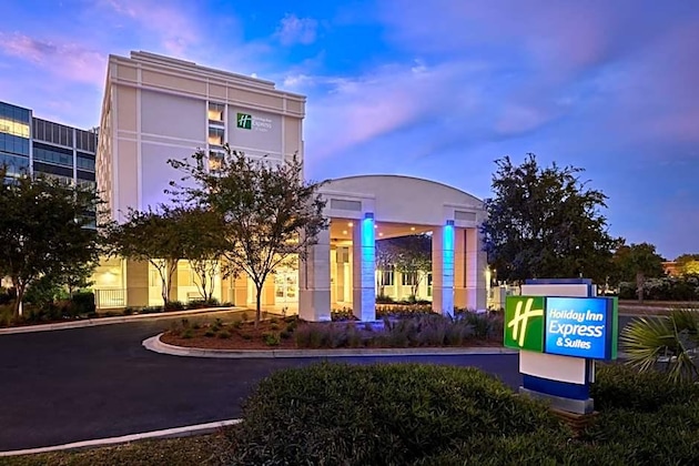 Gallery - Holiday Inn Express & Suites Charleston Dwtn - Westedge By Ihg