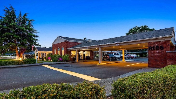 Gallery - Best Western Lakewood