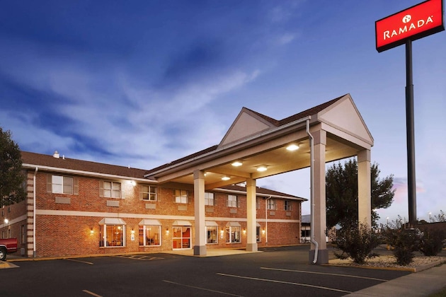 Gallery - Ramada Sioux City