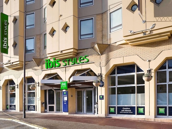 Gallery - ibis Styles Lille Centre Gare Beffroi