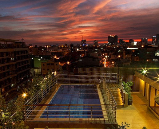 Gallery - Herald Suites