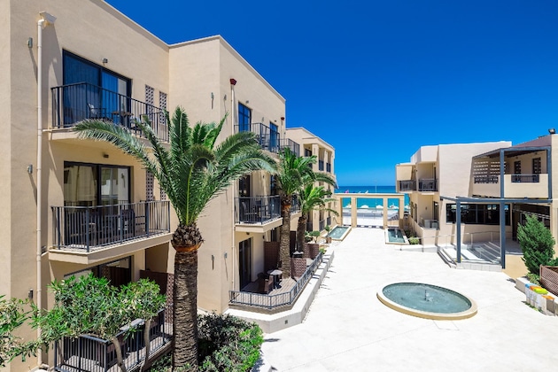Gallery - Atlantis Beach Hotel