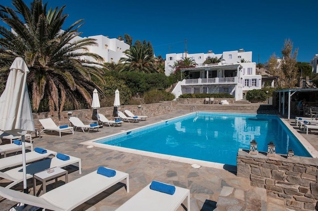 Gallery - Akrotiri Hotel