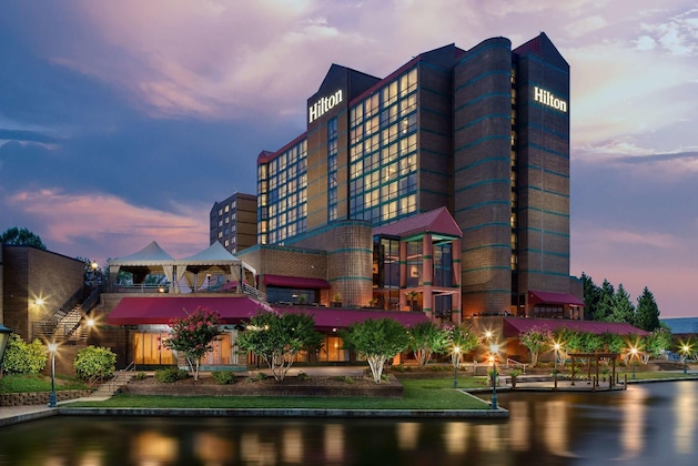 Gallery - Hilton Charlotte University Place