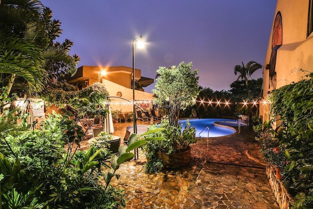 Gallery - Adventure Inn