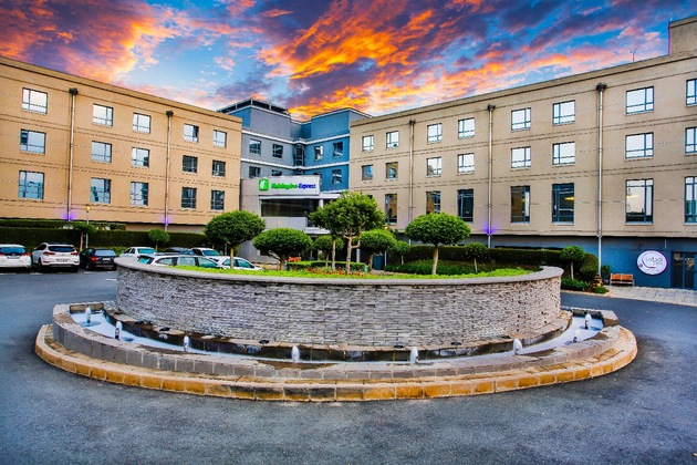 Gallery - Holiday Inn Express Sandton Woodmead By Ihg