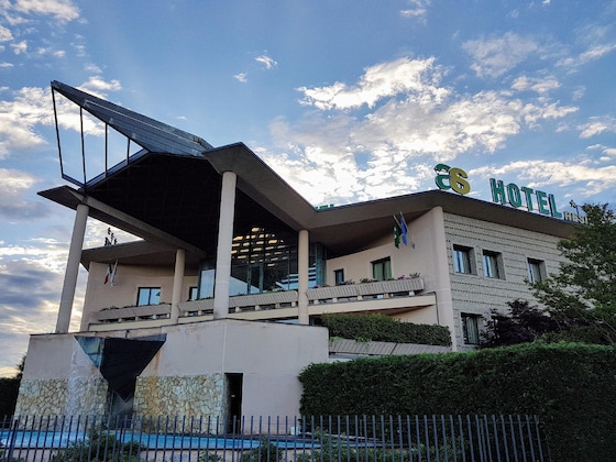 Gallery - As Hotel Cambiago