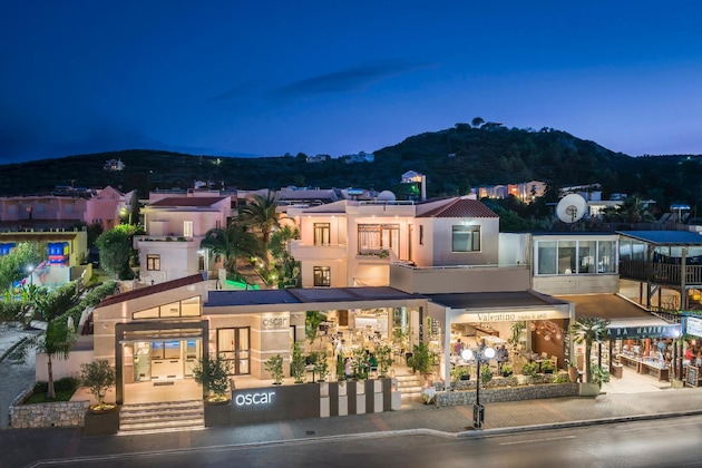 Gallery - Oscar Suites & Village
