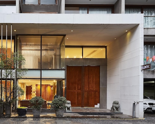 Gallery - Luxx Langsuan Hotel