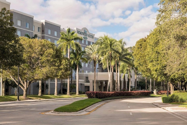 Gallery - Homewood Suites By Hilton Miami-Airport Blue Lagoon