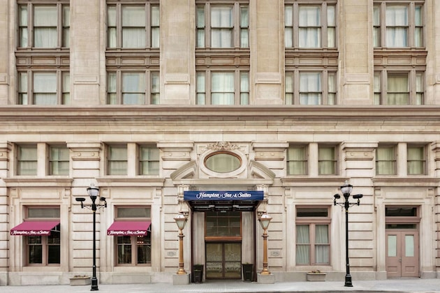 Gallery - Hampton Inn & Suites Baltimore Inner Harbor
