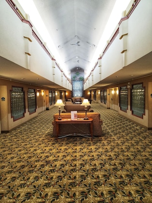 Gallery - La Quinta Inn & Suites By Wyndham Appleton College Avenue