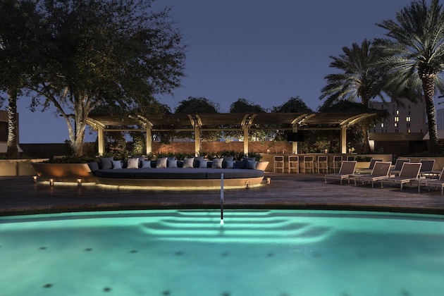 Gallery - Four Seasons Hotel Houston