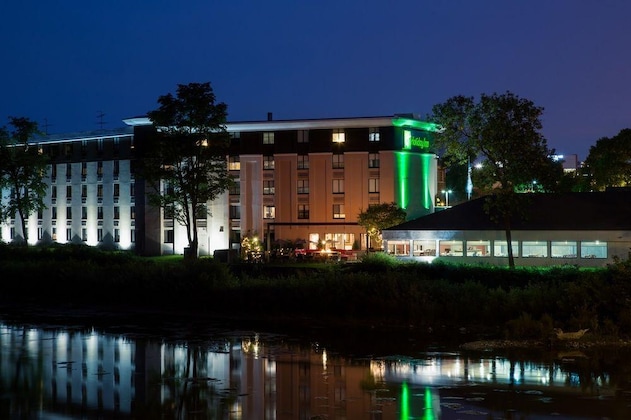 Gallery - Holiday Inn Milwaukee Riverfront By Ihg