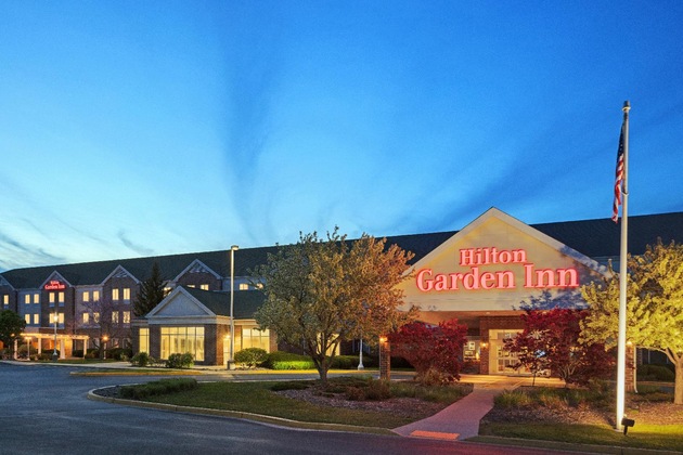 Gallery - Hilton Garden Inn Milwaukee Northwest Conference Center