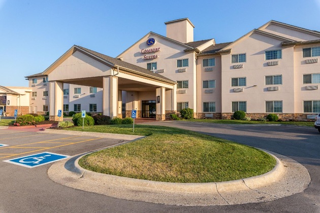 Gallery - Comfort Suites Burlington