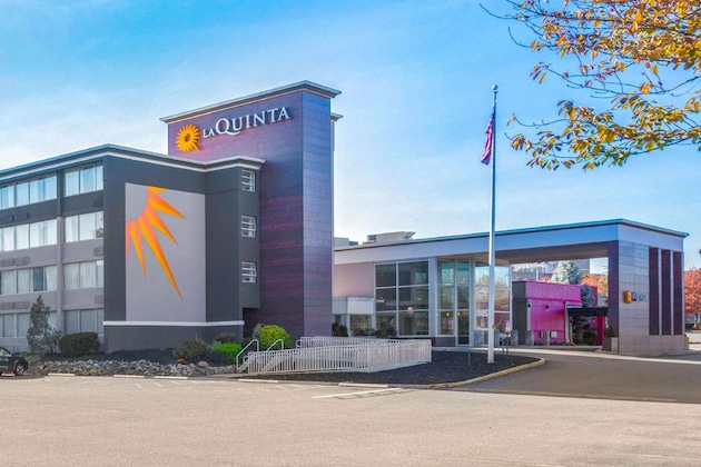 Gallery - La Quinta Inn & Suites By Wyndham Clifton Rutherford