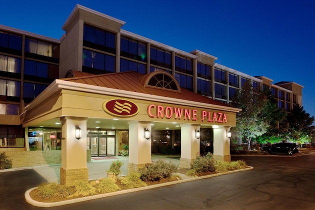 Gallery - Crowne Plaza Cleveland Airport By Ihg