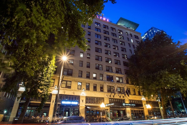 Gallery - Hotel Max
