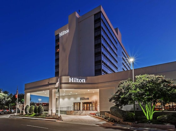 Gallery - Hilton Waco