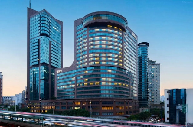 Gallery - Hilton Shanghai City Center