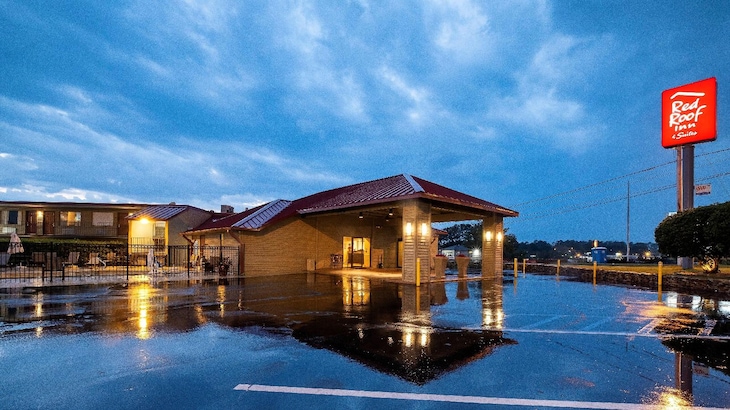 Gallery - Red Roof Inn Dothan