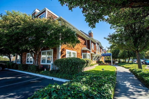Gallery - Elm House Inn