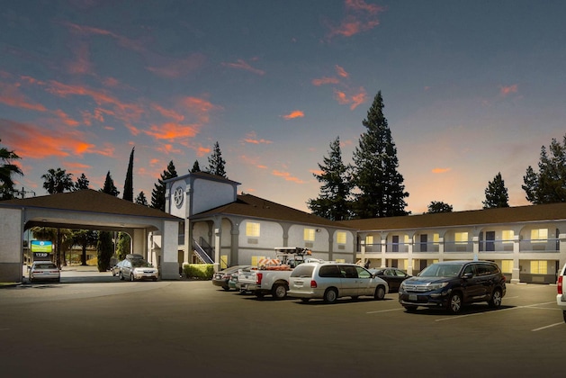 Gallery - Surestay Hotel By Best Western Ukiah