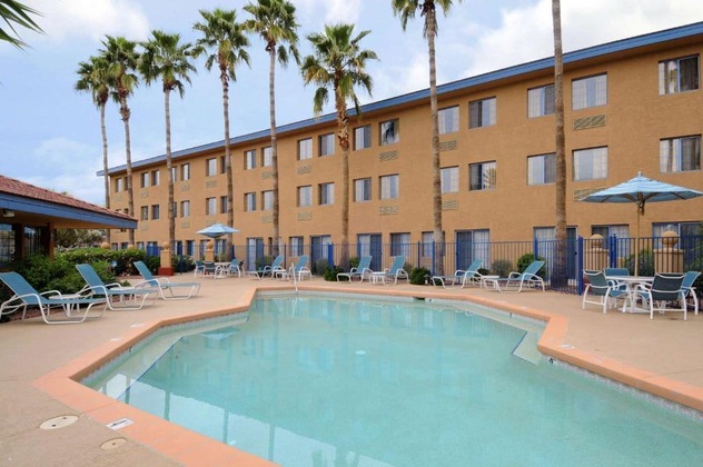 Gallery - Days Hotel By Wyndham Mesa Near Phoenix