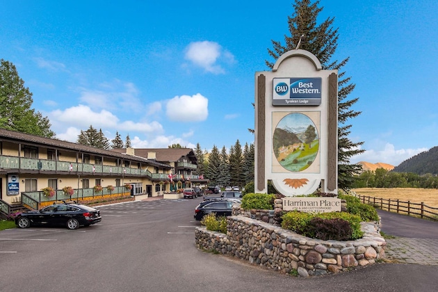 Gallery - Best Western Tyrolean Lodge