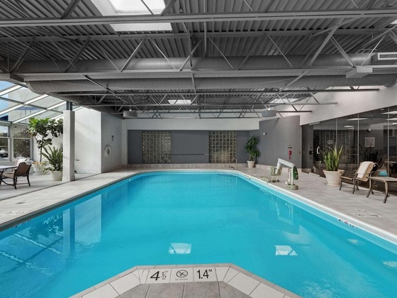Gallery - Hilton Chicago Oak Lawn