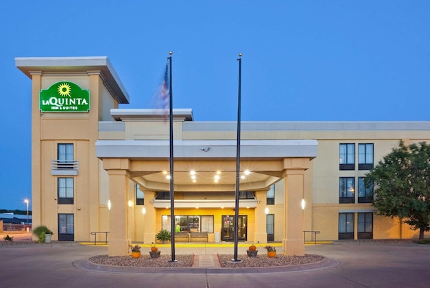 Gallery - La Quinta Inn & Suites By Wyndham Salina