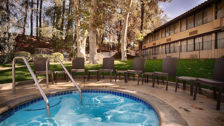 Gallery - Best Western Valencia Inn