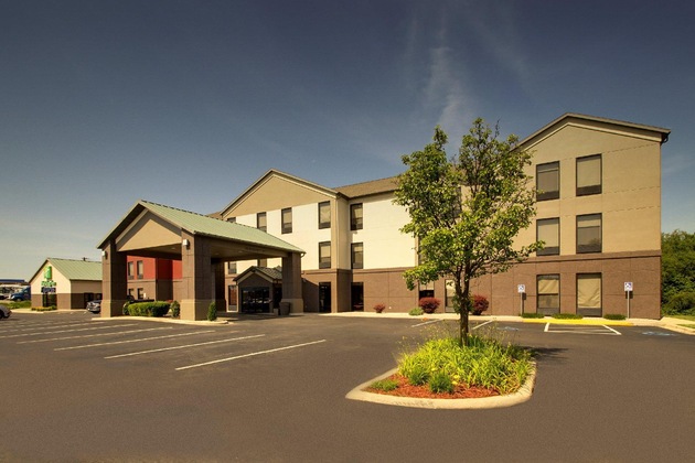 Gallery - Holiday Inn Express & Suites Lebanon By Ihg