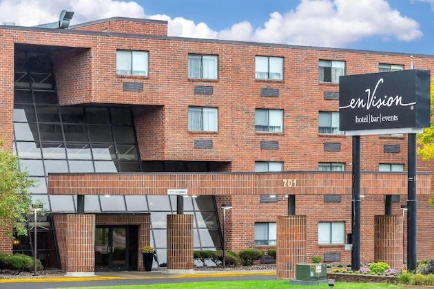 Gallery - Envision Hotel St. Paul South