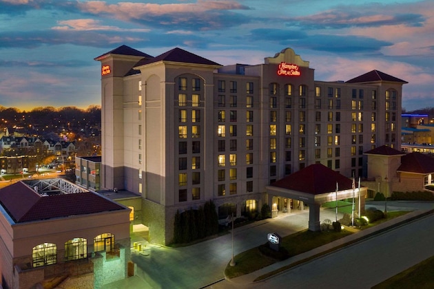 Gallery - Hampton Inn & Suites Country Club Plaza