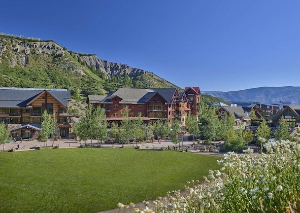Gallery - Capitol Peak Lodge Condominiums
