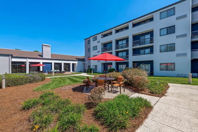 Gallery - Sonesta Select Charlotte University Research Park