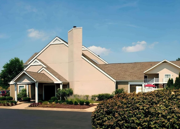 Gallery - Mainstay Suites St. Louis - Galleria